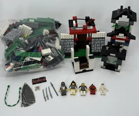 Lego System 6093 Flying Ninjas Fortress Incomplete As Is With 5 Minifigures