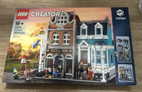 LEGO CREATOR: Bookshop (10270) NEW