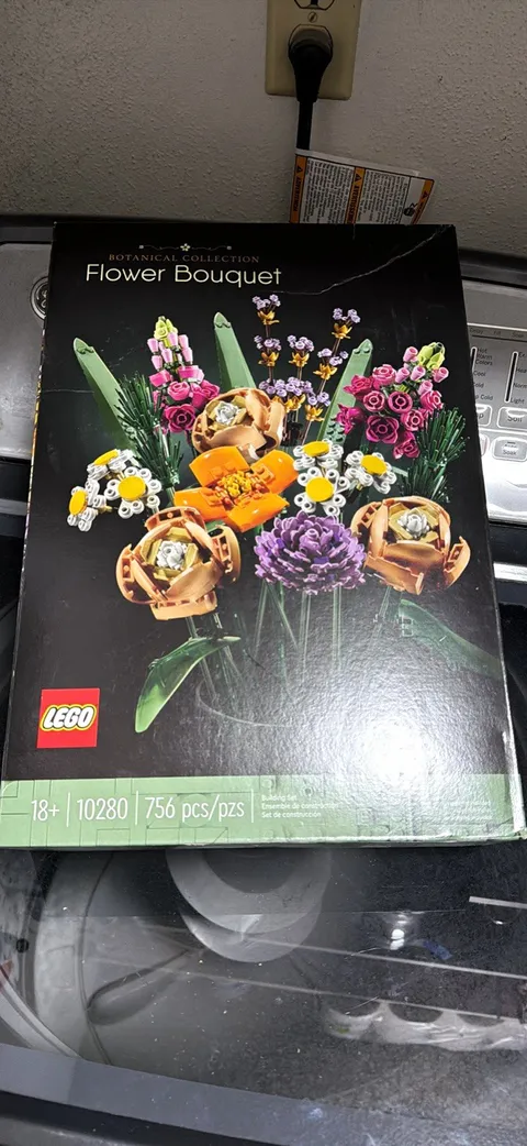 LEGO Botanical Collection Flower Bouquet 10280 756 pcs 18+ Box Brick Separator