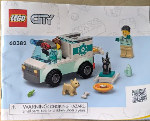 LEGO City 60382 Vet Van Rescue Complete Set w/ Minifigures 