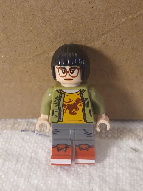 LEGO Jurassic World Zia Rodriguez - Set T. rex Transport Minifigure jw031 (75933