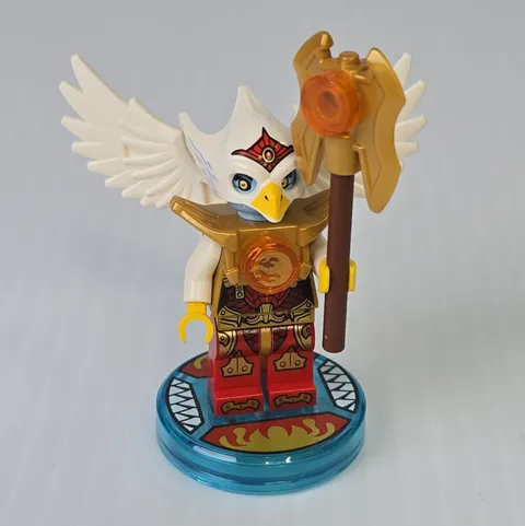 🦅 LEGO Eris Minifigure – Legends of Chima – Wings, Staff & Fire Armor