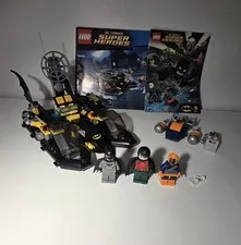 LEGO DC Comics Super Heroes: Batboat Harbour Pursuit (76034) 99% Complete - Read