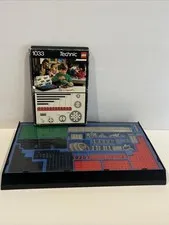 LEGO 1032 TECHNIC 4.5v SET  With Complete 1033 Building Cards 1985 Lego Vintage
