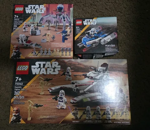 Lego STARWARS set lot of 4, All sets 100% complete with all figures.