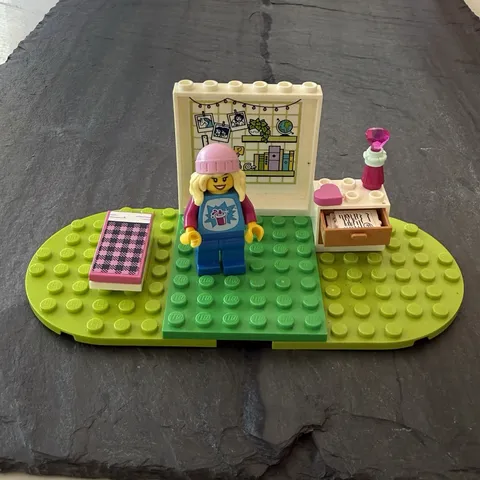 LEGO Minifigure Custom Bedroom Scene With Accessories