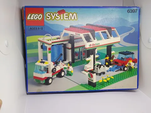 Gas N’ Wash Express (6397) Lego BOX AND PARTS ONLY INCOMPLETE