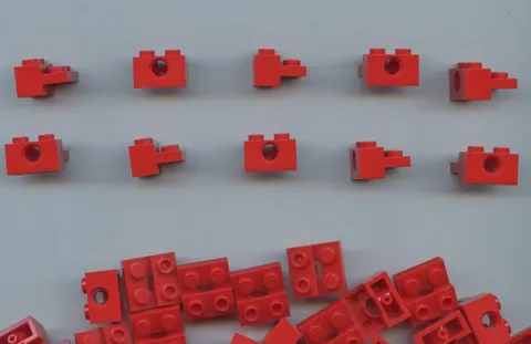 LEGO x 20 Red Technic, Brick Modified 1 x 2 with Hole and 1 x 2 Plate 73109