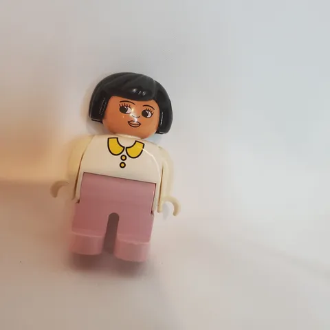 LEGO DUPLO 1992 Family Home Bucket Mom 2552 Preschool Building Toy Age 2-5