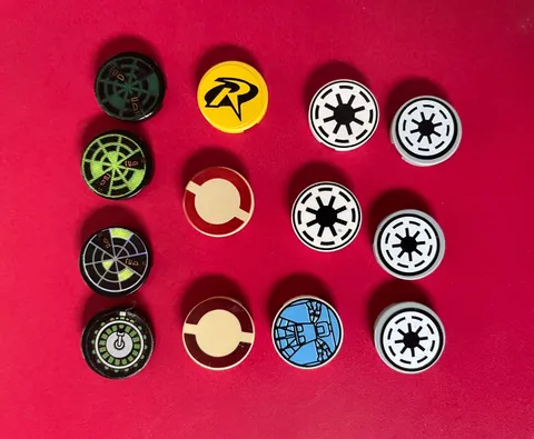 LEGO 2x2 MULTICOLOR TILE ROUND DECALS STICKERS (13 pieces) 4150 Star Wars Batman
