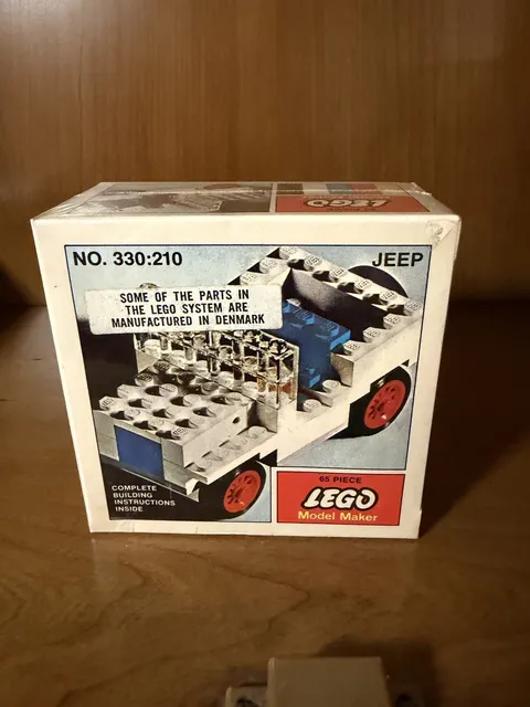 NEW SEALED LEGO 330-3 Jeep - RETIRED Classic Vehicle 1968