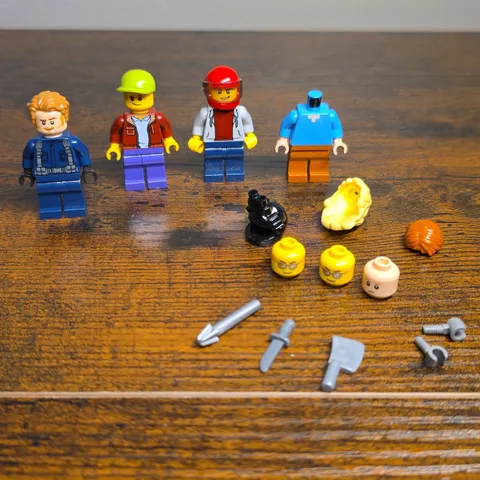LEGO Minifigure Lot Jurassic World Owen Grady Minecraft Steve Night Vision...