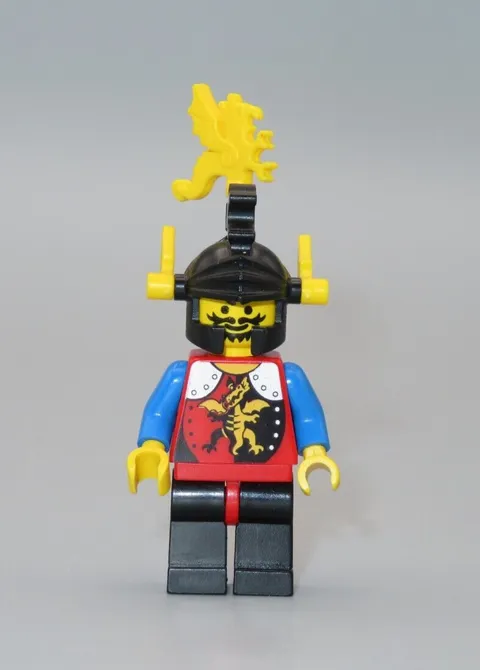 LEGO Castle Dragon Knight yellow plume feather minifigure 6043 6056 Defender