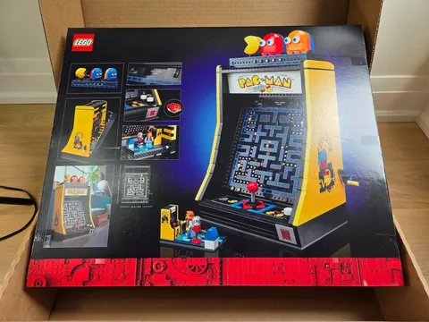 Lego 10323 Icons Pac-Man Arcade -  Brand New Factory Sealed - FREE Shipping!