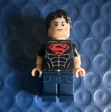 Lego 5004076 DC Superheroes Superboy minifigure