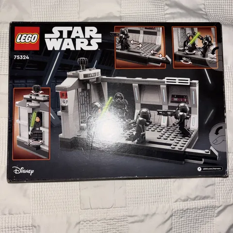 Lego’s Star Wars Dark Trooper Attack 75324 Nib