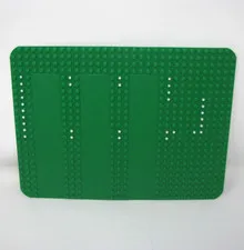 VINTAGE 1973 24X32 LEGO BASEPLATE 915p01 USED ONLY IN 2 FIRE DEPT SETS 357 & 570