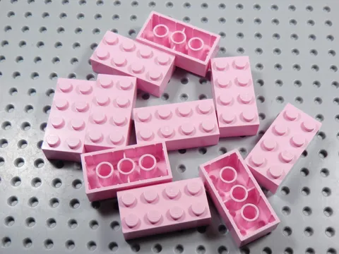 LEGO Lot of 10 Pink 2x4 Bricks BN