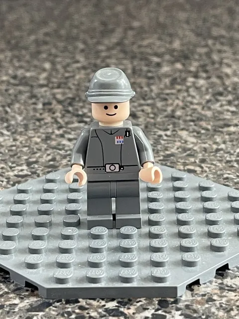 Lego Star Wars Minfigure SW0154 Imperial Officer Captain Commander Cavalry Kepi