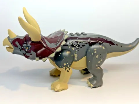 LEGO Jurassic World Dinosaur Minifigure - Triceratops Gray/Dark red - TRICERA07