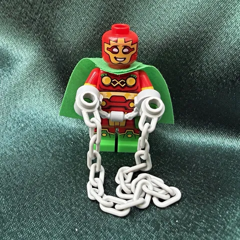 LEGO Minifigure Mister Miracle DC Superhero’s 71026 w/ Chain and Handcuff extras