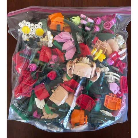 Large LEGO Botanical Collection Flowers Mixed Lot Multicolor Excellent Floral