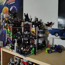 LEGO DC Batman Arkham Asylum 76300 Complete Set *Read Description*
