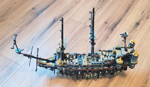 LEGO Pirates of the Caribbean: Silent Mary (71042) Ship Only - Incomplete