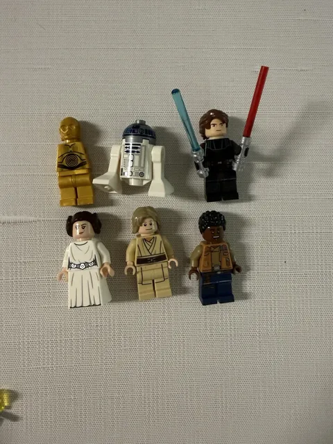 LEGO Star Wars Minifigure Lot -Anakin, Luke, Leia, Finn, R2-D2, C-3PO Incomplete