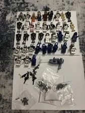 LEGO Star Wars Lot of 39 New /Great Condition Minifigures Droids Accessories