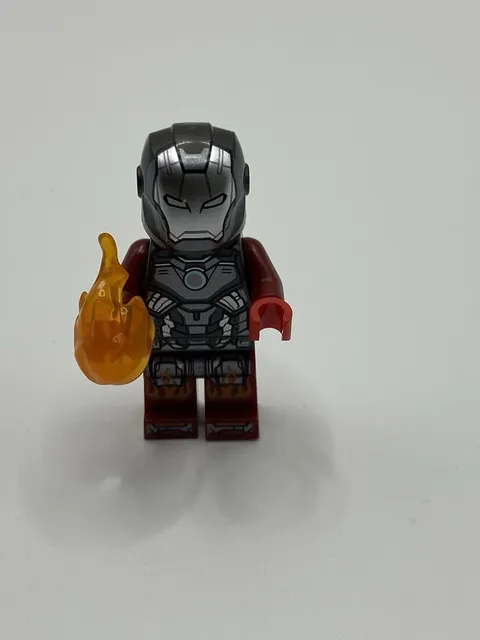 LEGO Marvel Super Heroes Iron Man Blazer Armor Minifigure