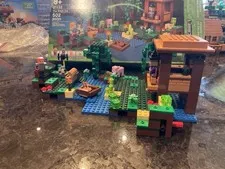 LEGO Minecraft: The Witch Hut (21133) | Used Very Good | Manual | Retired