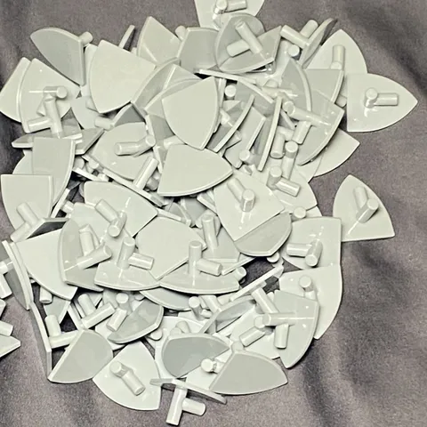 Bulk lot of 100 plain Mid Stone grey LEGO triangular shields