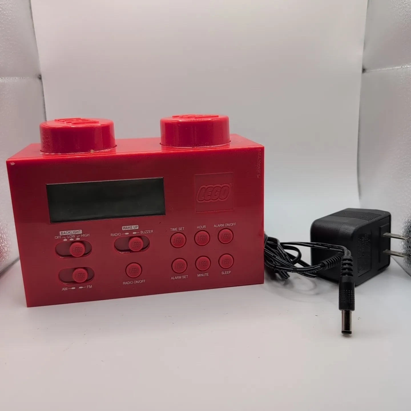 Lego Red Brick Portable Alarm Clock AM/FM Radio LG11000 WORKING w ADAPTER