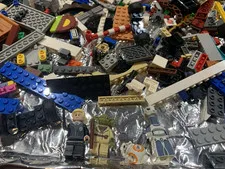 LEGO Lot Includes Minifigures Bricks Parts Collection Star Wars Building Bulk J