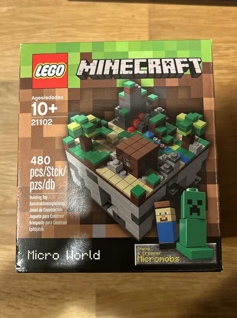 Retired LEGO 21102 Minecraft Cuusoo Micro World *** BRAND NEW FACTORY SEALED ***