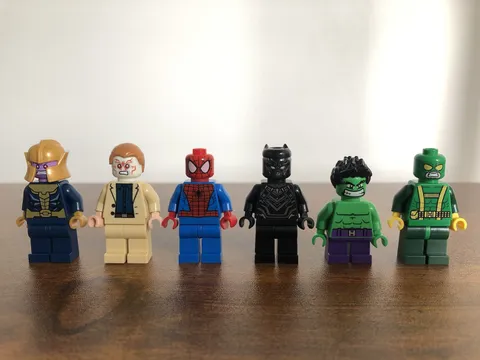Lego Superheroes Lot Of 6 Marvel Comic Minifigures. Thanos, Spiderman,Hydra,etc.