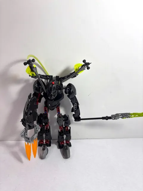 LEGO Hero Factory: Black Phantom 6203 LOT C Retired.