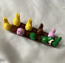 LEGO Bulk Lot Brown Plate/Base with Assorted Snake Animals - Harry Potter