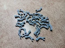 LEGO LOT 28 LIGHT BLUISH GRAY SKELETON ARMS BENTT 90° VERTICAL CLIP #93061