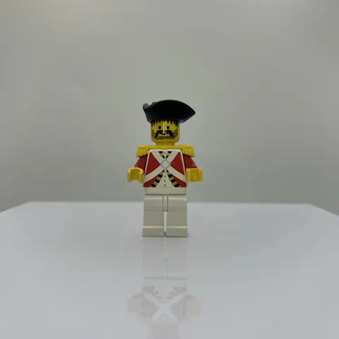 LEGO Imperial Guard Officer Minifig PI065 Pirates 6247 6279 1872 6237 6252 6266
