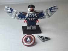 Lego Marvel Sam Wilson Captain America, Falcon Winter Soldier Minifigure 71031