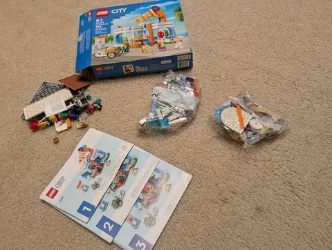 LEGO City: Ice-Cream Shop (60363)