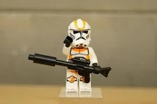 Authentic LEGO Star Wars 212th Clone Trooper Minifigure 75366 With Weapon