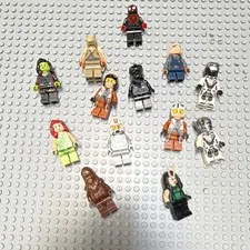 LEGO Star Wars/Marvel/DC 1 RANDOM Minifigure (READ)