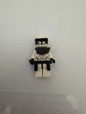 LEGO Star Wars Clone Trooper Minifigure Phase 1 Black Visor and Pauldron sw0286