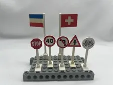 LEGO Classic Vintage Road Signs Signs Flags Selection Excellent