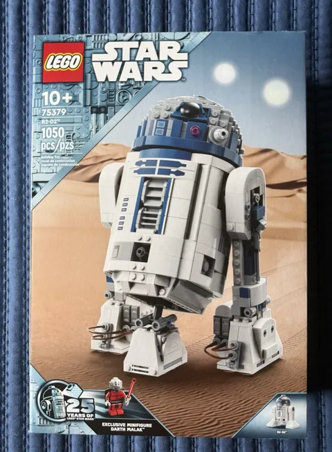 LEGO Star Wars: R2-D2 (75379)