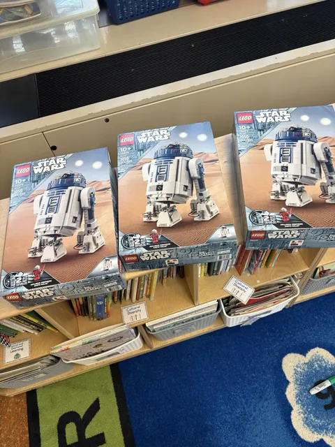 LEGO Star Wars R2-D2 75379 Building Set 1050pcs w/ Exclusive Minifigure 10+ l
