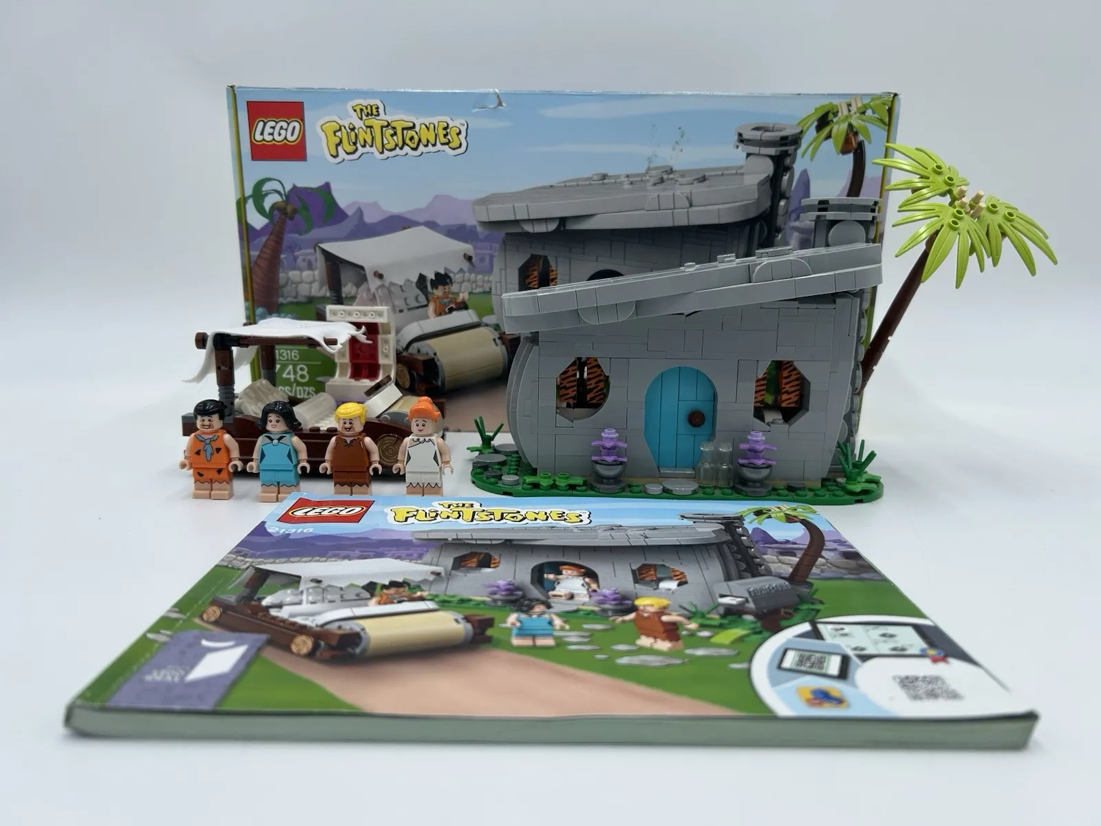 LEGO 21316 Ideas The Flintstones Complete w/Box & Manual
